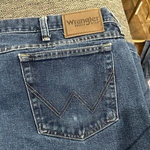 Wrangler Rugged Wear Dark Blue Jeans